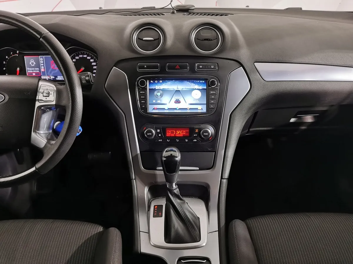 Ford Mondeo 2.3 AT (161 л.с.) Ambiente Серебристый в АВИЛОН. Слайд №14