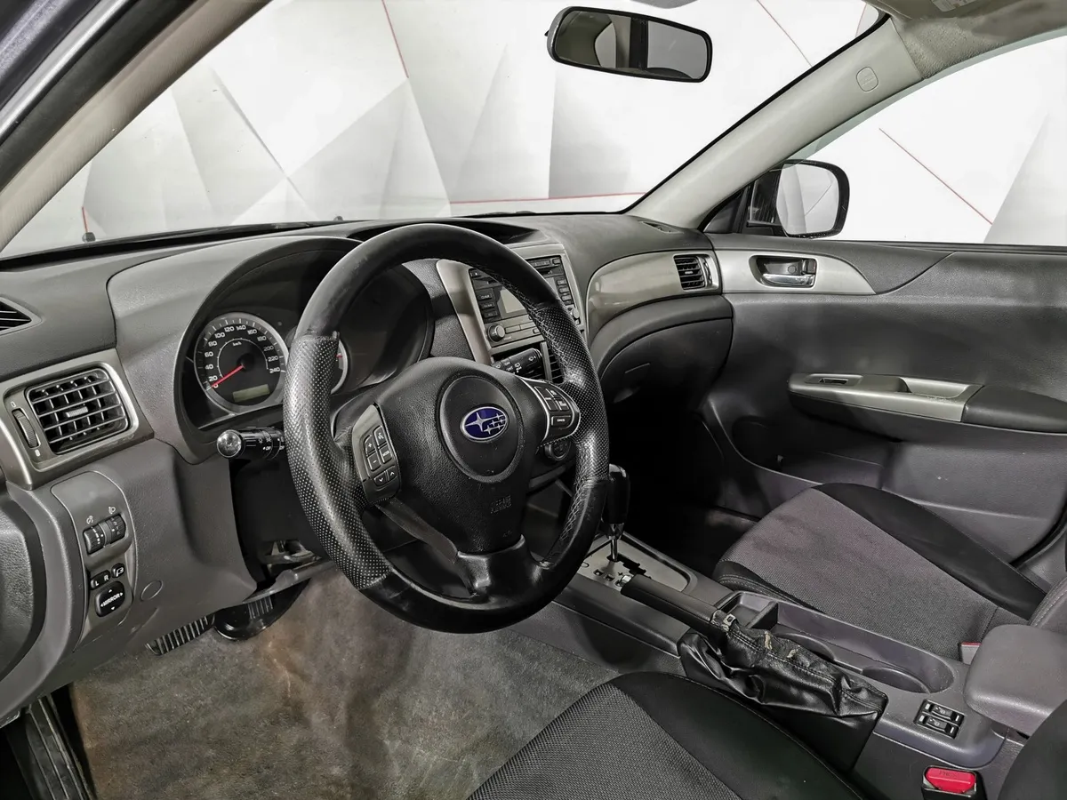 Subaru Impreza 2.0 AT AWD (150 л.с.) Серый в АВИЛОН. Слайд №18