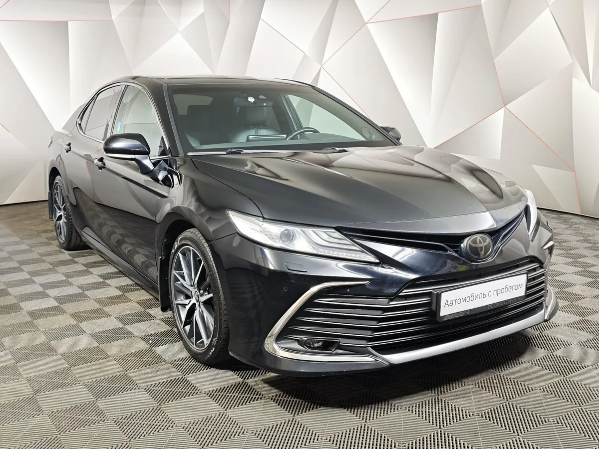 Toyota Camry 2.5 AT (200 л.с.) Черный в АВИЛОН. Слайд №3