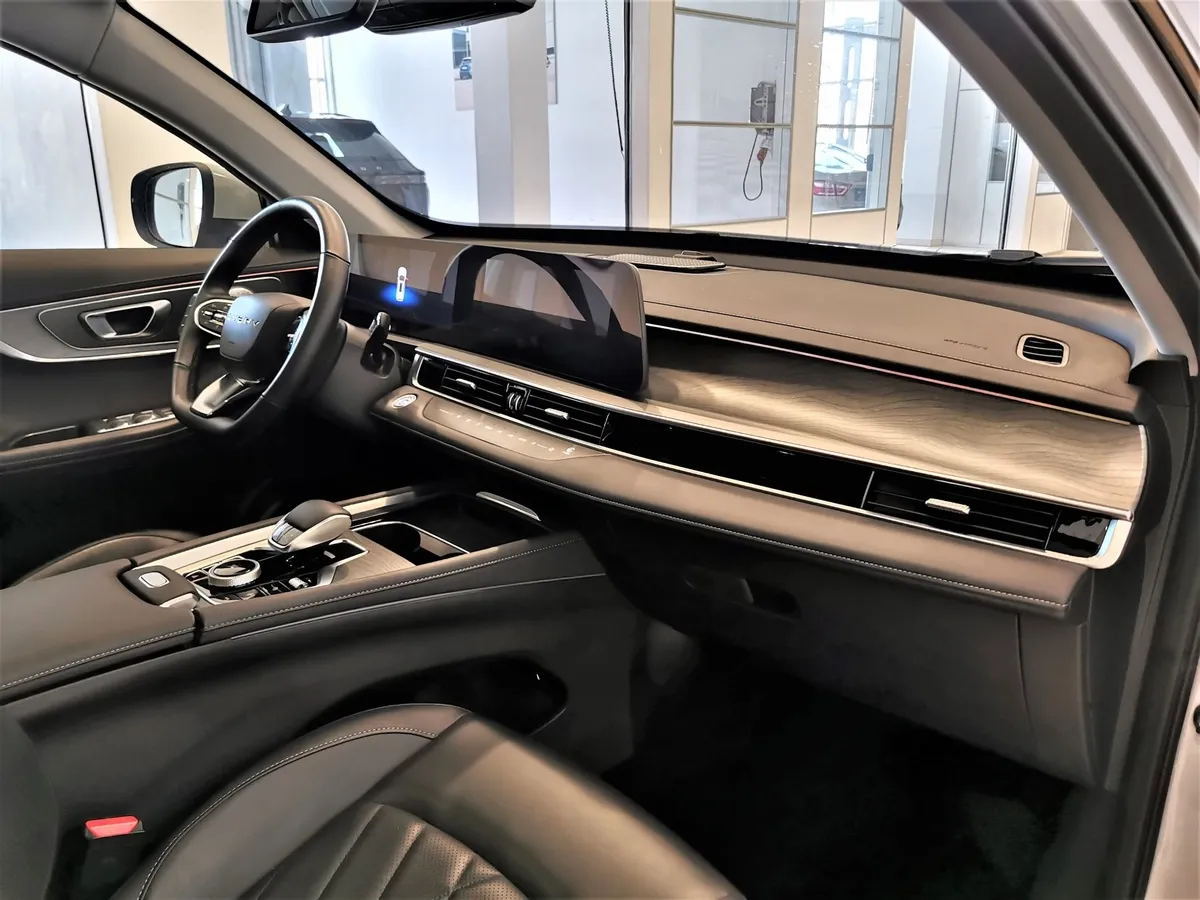 Chery Tiggo 8 Pro Max 2.0T DCT AWD (197 л.с.) Dreamline Серый в АВИЛОН. Слайд №12