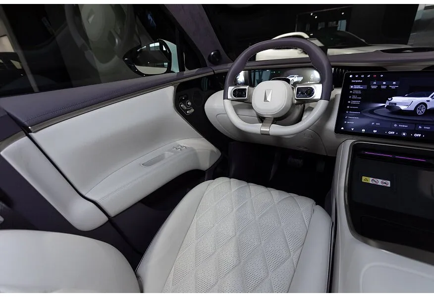 Avatr 11 116 kWh 4WD (578 л.с.) 4 места Белый в АВИЛОН. Слайд №14