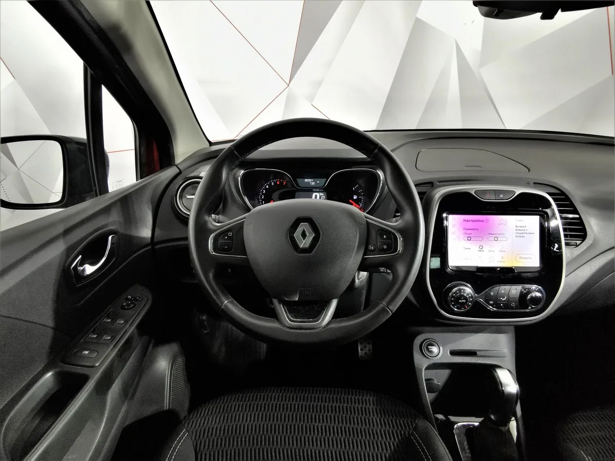 Renault Kaptur 1.6 X-tronic (114 л.с.) Life Красный в АВИЛОН. Слайд №19