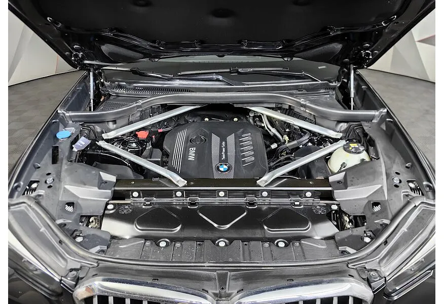 BMW X5 xDrive30d Steptronic (249 л.с.) Business Plus Черный в АВИЛОН. Слайд №9