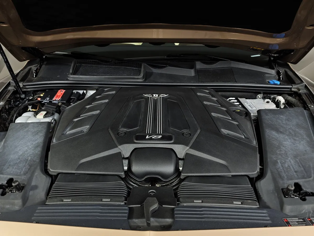 Bentley Bentayga 4.0 AT AWD (550 л.с.) Серый в АВИЛОН. Слайд №11