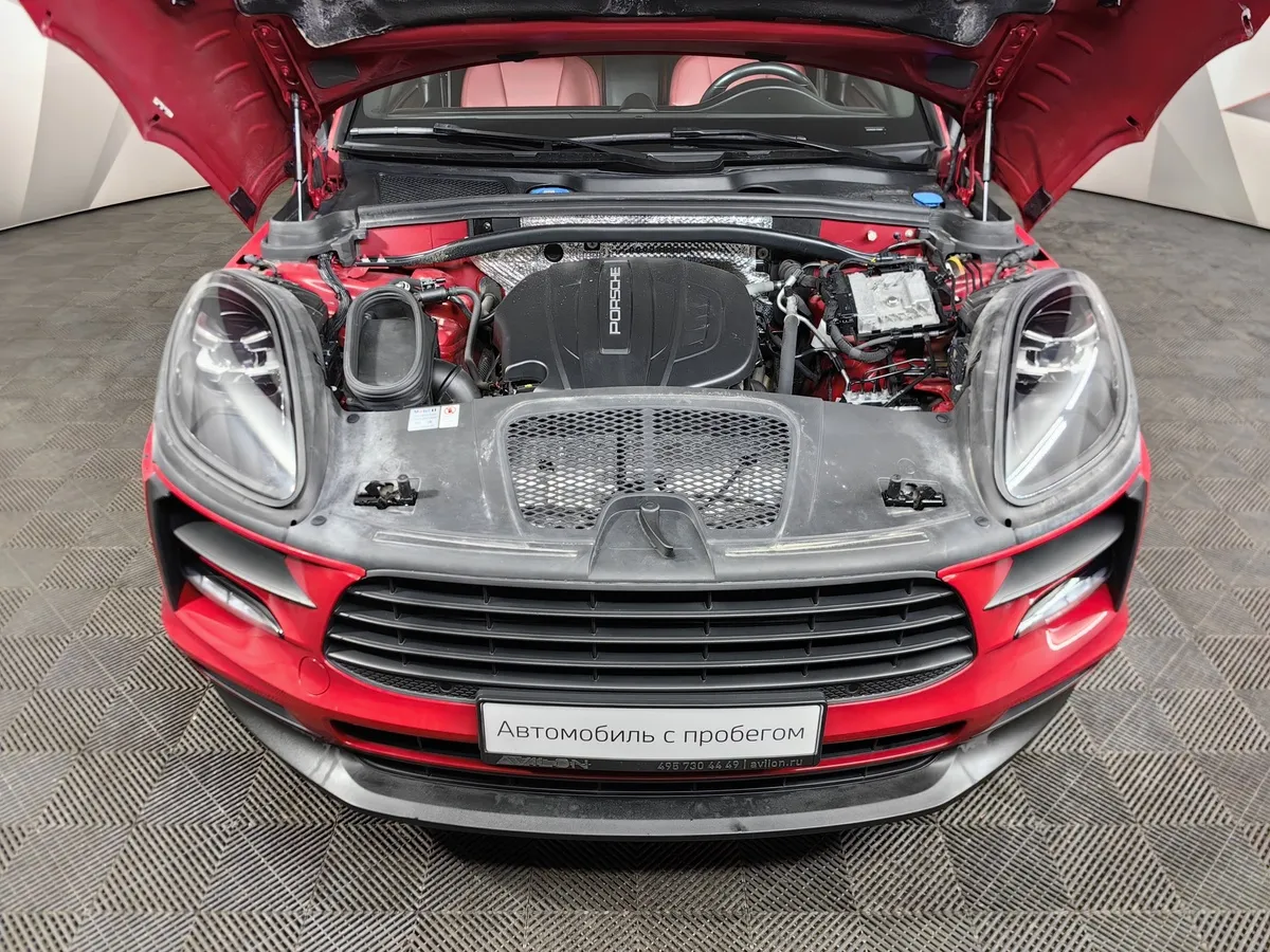 Porsche Macan 2.0 TFSI AMT 4WD (265 л.с.) R4 Красный в АВИЛОН. Слайд №11
