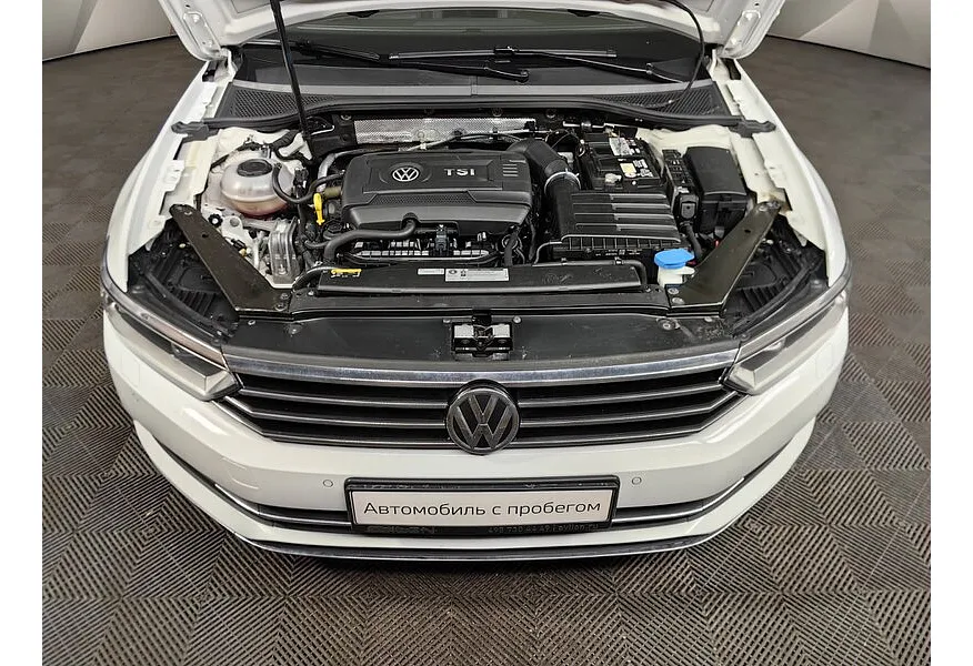 Volkswagen Passat 1.8 TSI BlueMotion DSG (180 л.с.) Highline Белый в АВИЛОН. Слайд №11