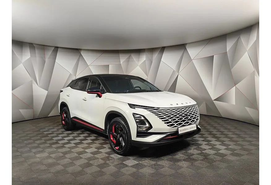 Omoda C5 1.6T DCT 4WD (150 л.с.) Active Белый в АВИЛОН. Слайд №3