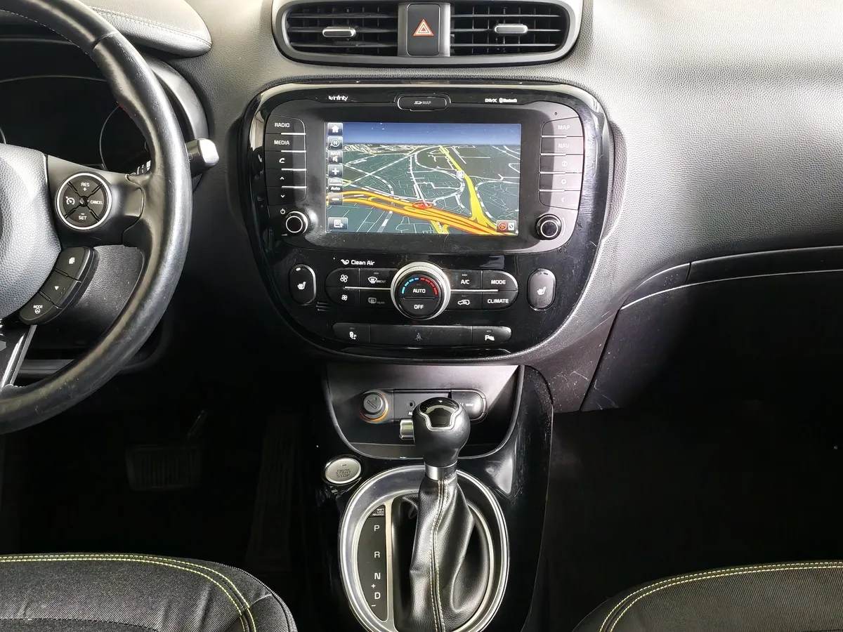 Kia Soul 1.6 GDI AT (132 л.с.) Classic Белый в АВИЛОН. Слайд №14
