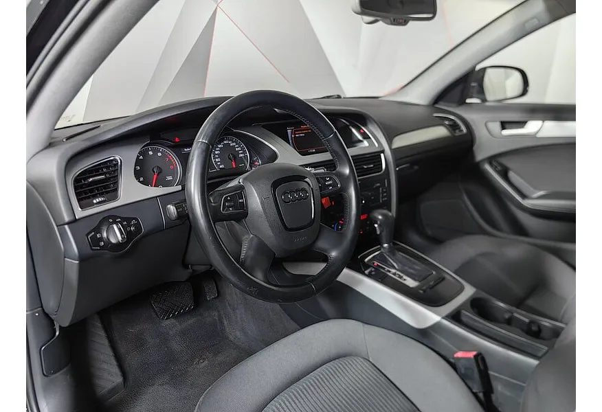 Audi A4 1.8 TFSI multitronic (160 л.с.) Черный в АВИЛОН. Слайд №19