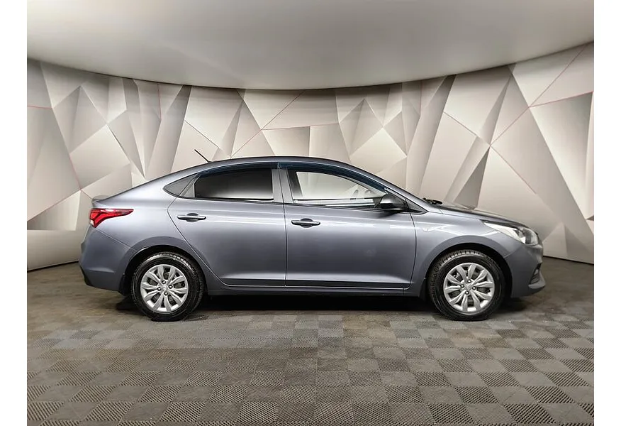 Hyundai Solaris 1.6 AT (123 л.с.) Comfort Серый в АВИЛОН. Слайд №6