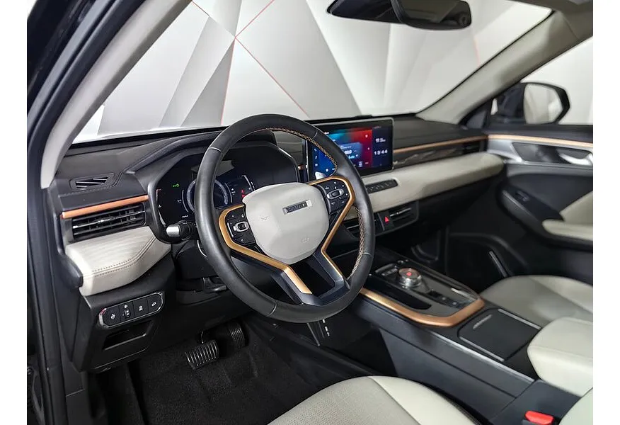 Haval Jolion 1.5 DCT 4WD (150 л.с.) Premium Черный в АВИЛОН. Слайд №19