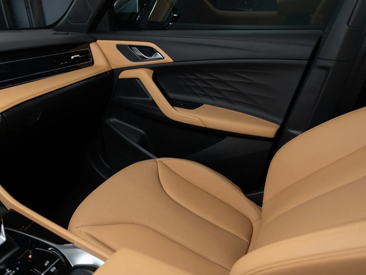 Москвич М70 1.5 DCT FWD (150 л.с.) Драйв Серый в АВИЛОН. Слайд №13