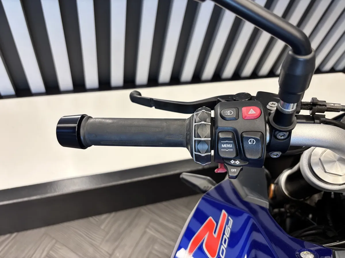 BMW Motorrad F 900 R F 900 R 895 см³ 895 Синий в АВИЛОН. Слайд №9