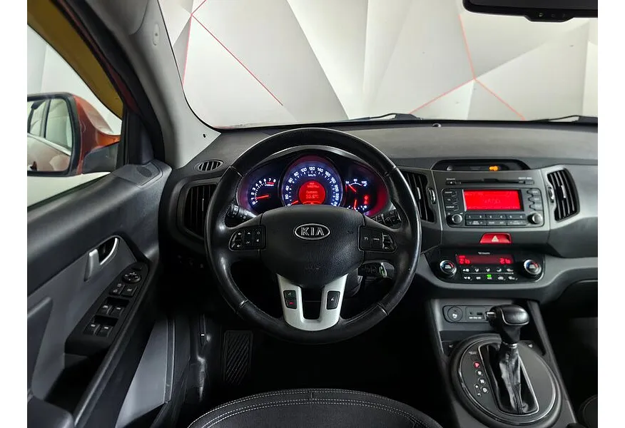 Kia Sportage 2.0 AT 4WD (150 л.с.) Luxe Оранжевый в АВИЛОН. Слайд №20
