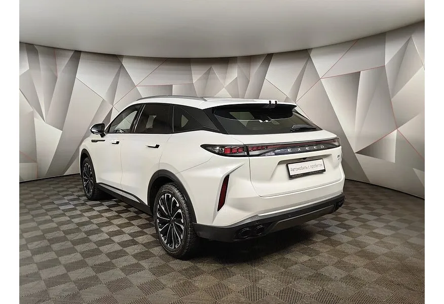 EXEED RX 2.0T DCT 4WD (249 л.с.) Platinum Белый в АВИЛОН. Слайд №4