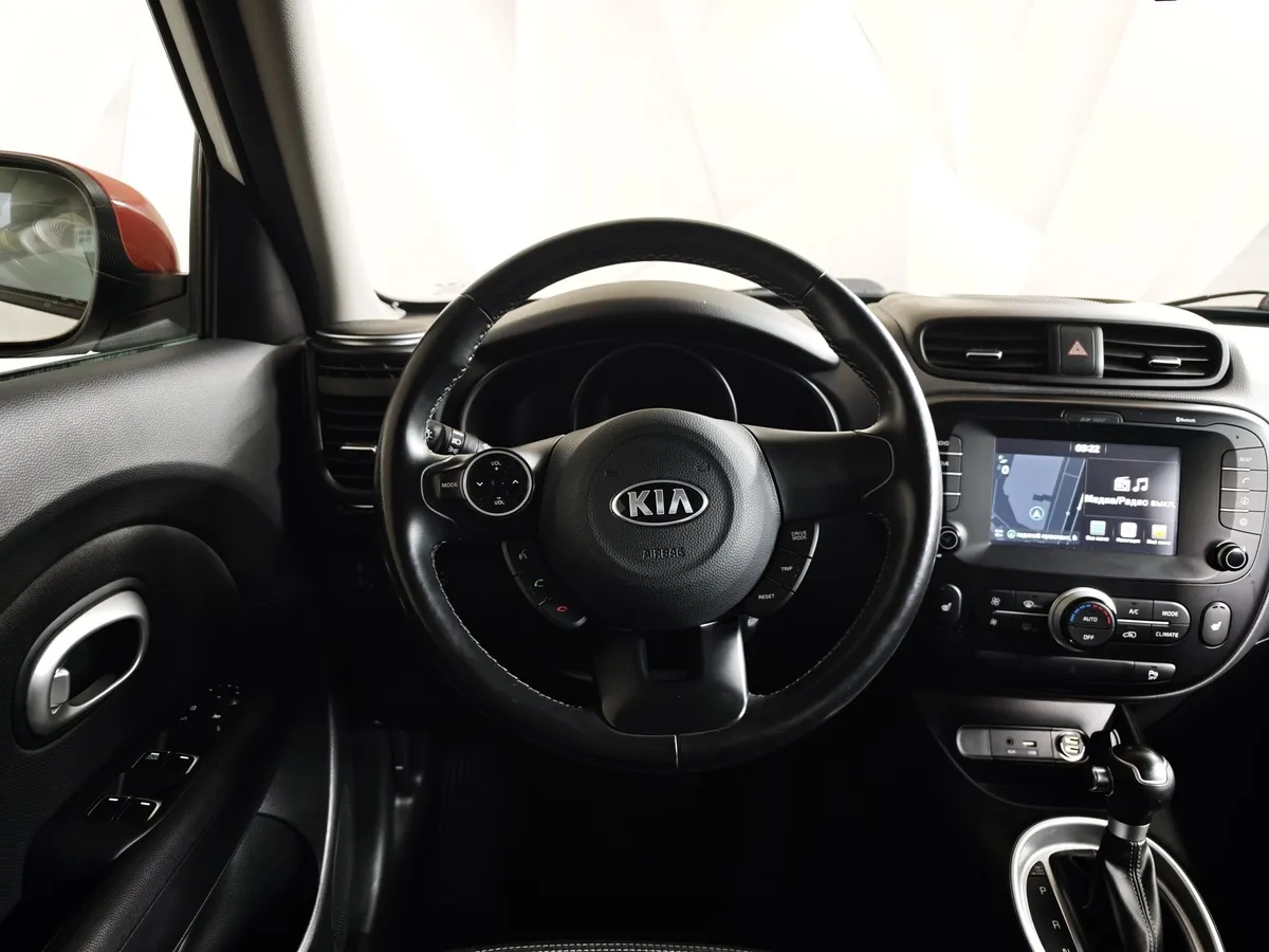 Kia Soul 2.0 MPI AT (150 л.с.) Classic Белый в АВИЛОН. Слайд №20