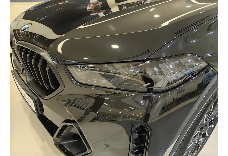 LIVE. Слайд №12