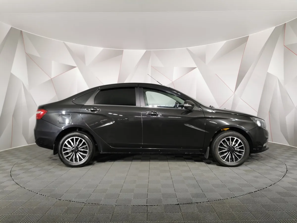 ВАЗ (Lada) Vesta 1.8 MT (122 л.с.) Черный в АВИЛОН. Слайд №6