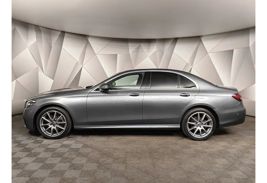 Mercedes-Benz E-Класс E 200 4MATIC 9G-TRONIC (184 л.с.) Sport Серый в АВИЛОН. Слайд №5