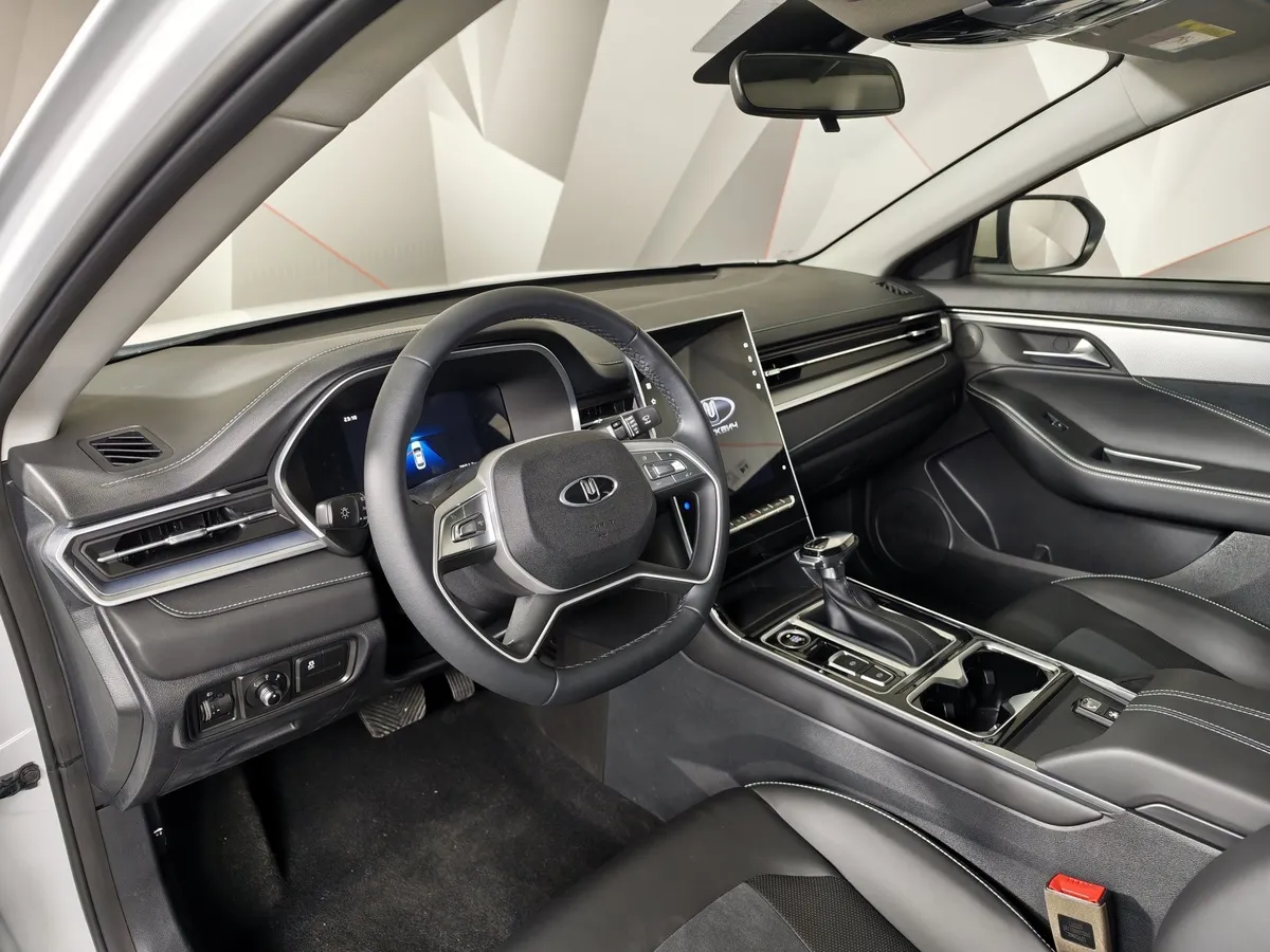 Москвич 6 1.5T CVT 2WD (136 л.с.) Business Белый в АВИЛОН. Слайд №19