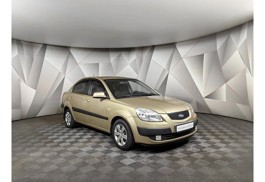 Kia Rio 1.4 AT (107 л.с.) Бежевый в АВИЛОН. Слайд №3