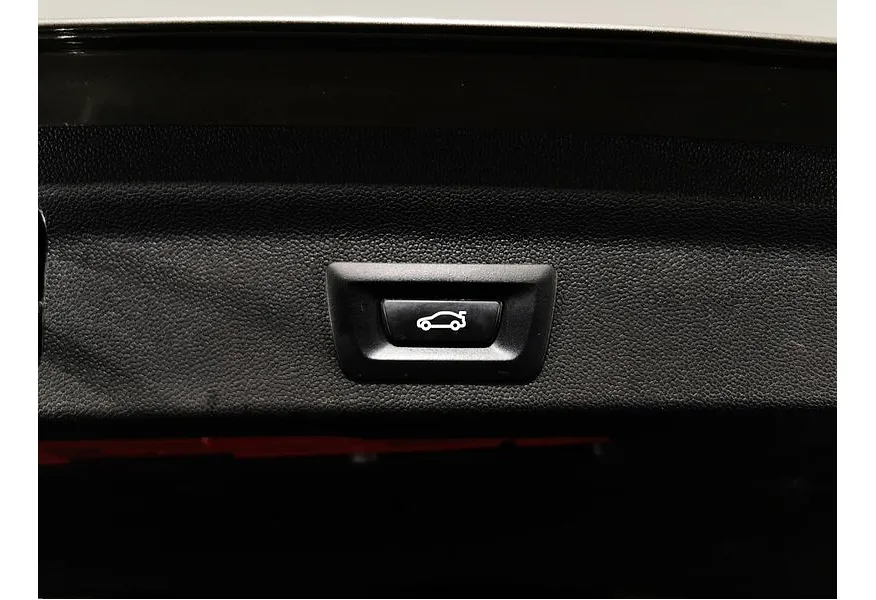 АВИЛОН - Mini Countryman Cooper 1.5 MT (136 л.с.) Серебристый - slide 14