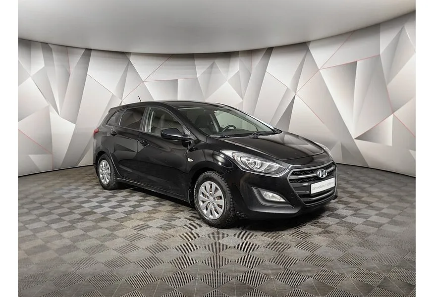Hyundai i30 1.6 AT (126 л.с.) Черный в АВИЛОН. Слайд №3