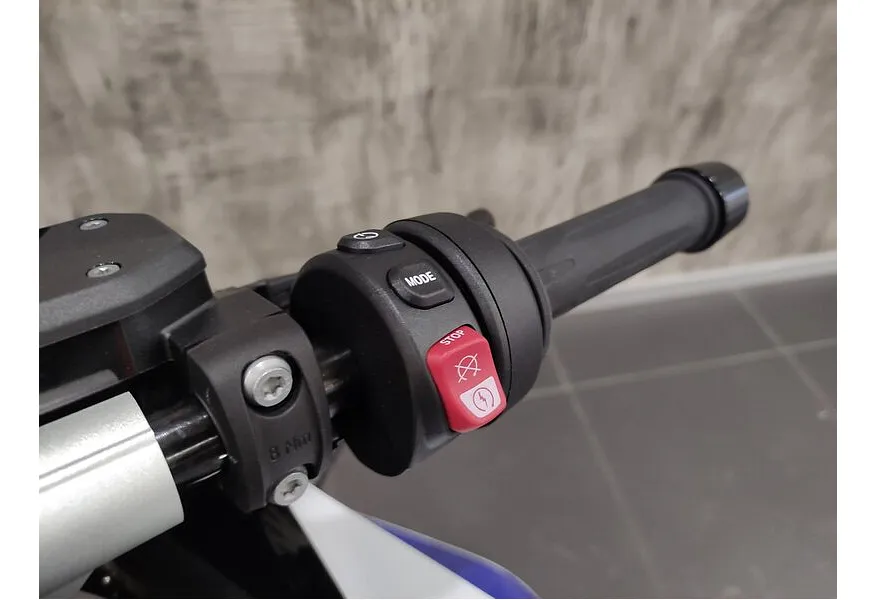 BMW Motorrad R 1300 RS 1300 см³ (145 л.с.) (145) 1300 Белый в АВИЛОН. Слайд №8