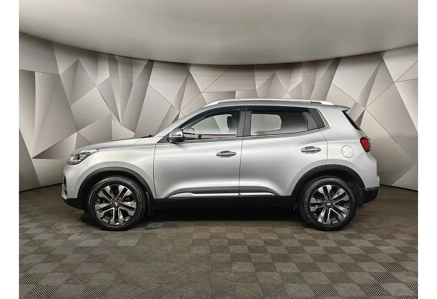 Chery Tiggo 4 2.0 CTV (122 л.с.) Techno Серебристый в АВИЛОН. Слайд №3