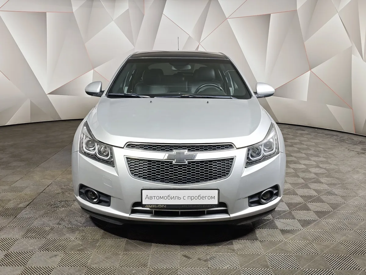Chevrolet Cruze 1.6 MT (109 л.с.) Серебристый в АВИЛОН. Слайд №7