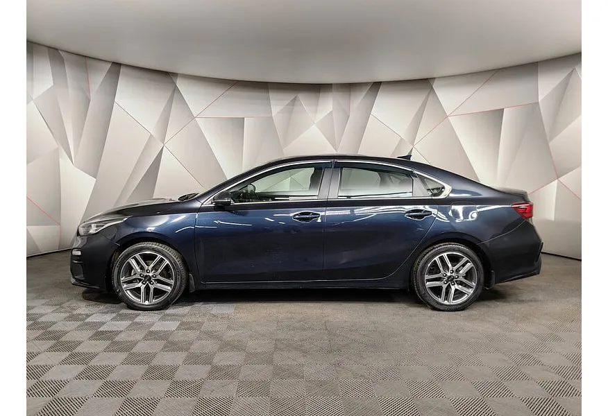 Kia Cerato 2.0 MPI AT (150 л.с.) Premium Plus Синий в АВИЛОН. Слайд №5