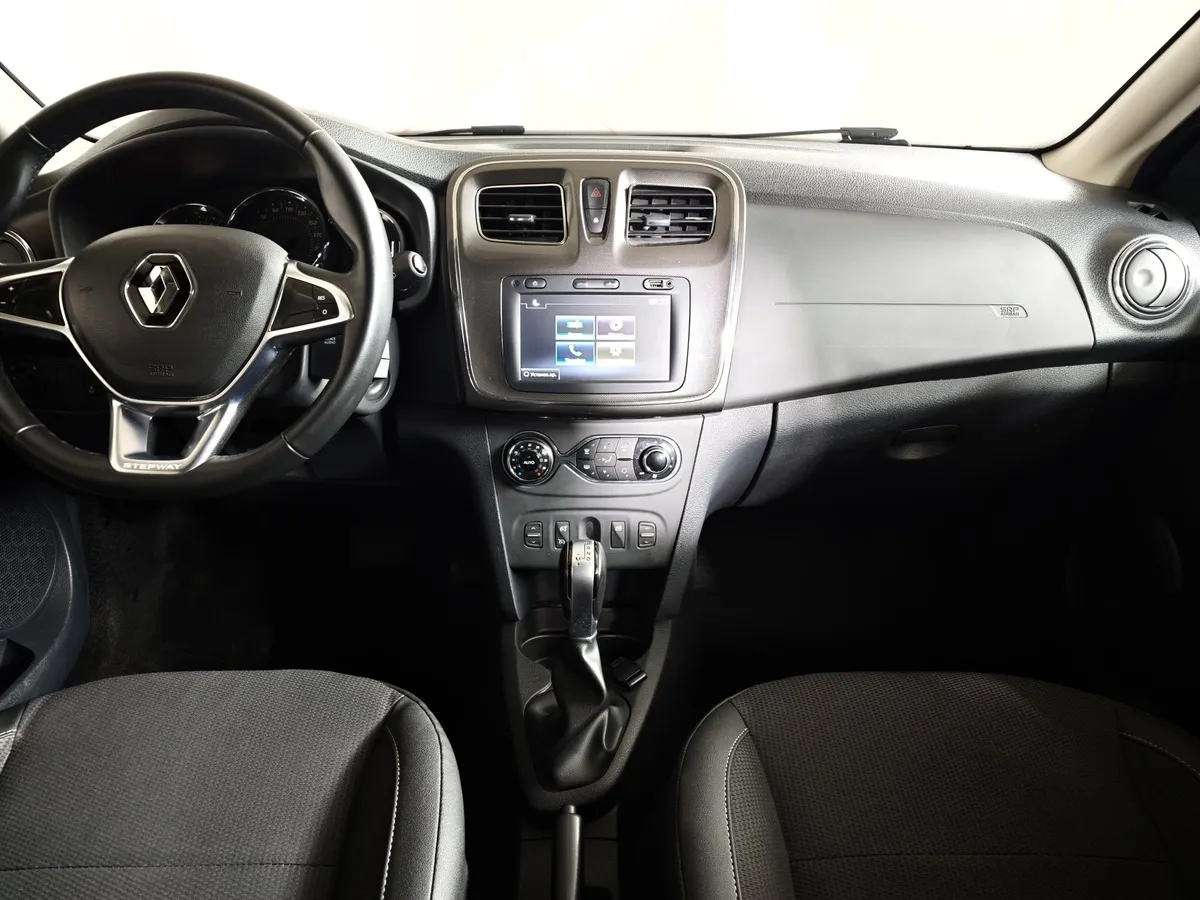 Renault Sandero 1.6 CVT (113 л.с.) Stepway Life City Красный в АВИЛОН. Слайд №15