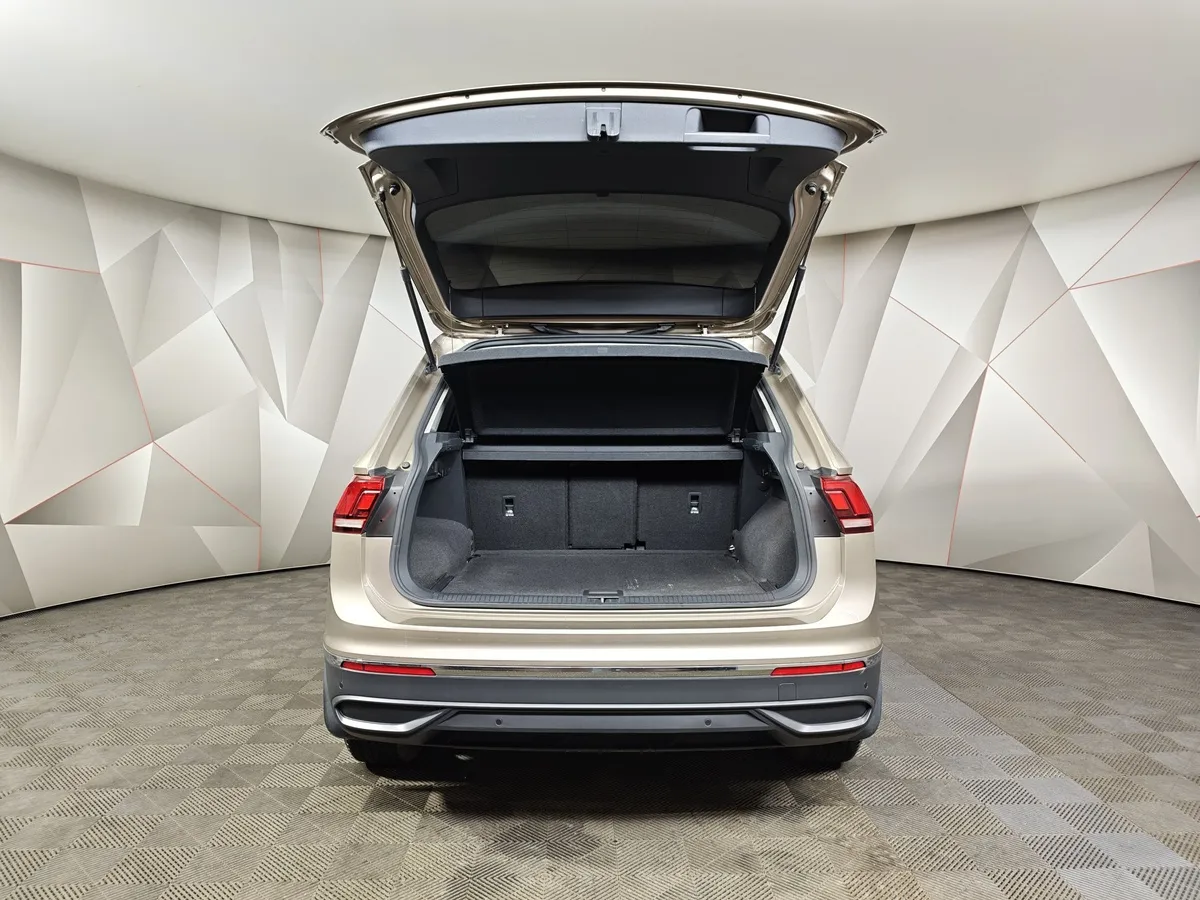 Volkswagen Tiguan 2.0 TSI 4Motion DSG (180 л.с.) Comfortline Коричневый в АВИЛОН. Слайд №12