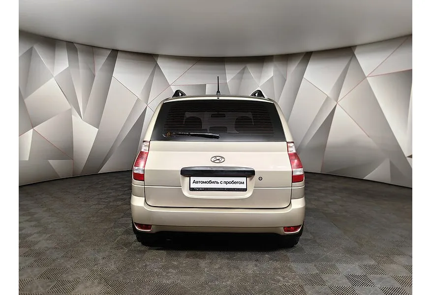 Hyundai Matrix 1.6 MT (103 л.с.) Бежевый в АВИЛОН. Слайд №8