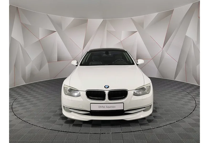 LIVE. Слайд №4