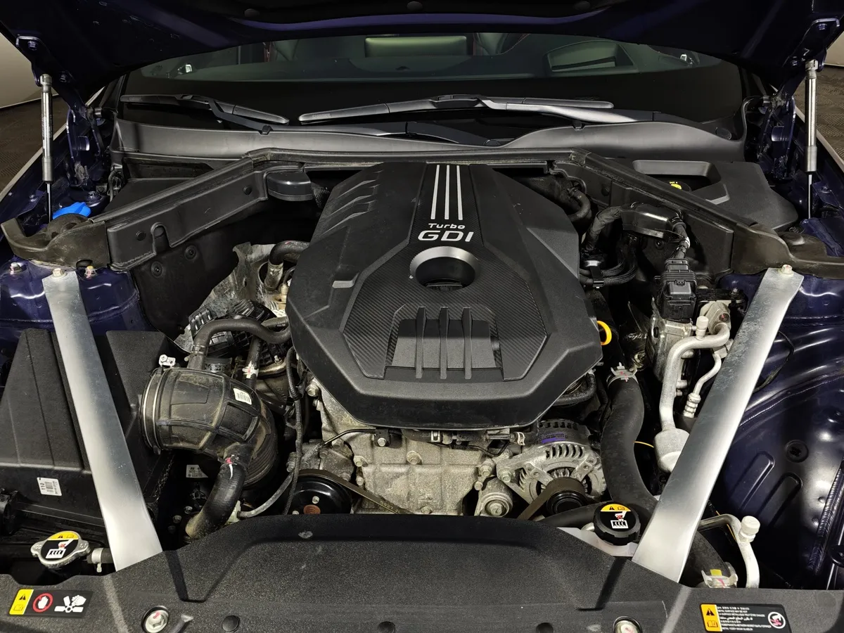 Kia Stinger 2.0 AT AWD (247 л.с.) GT Line Синий в АВИЛОН. Слайд №11
