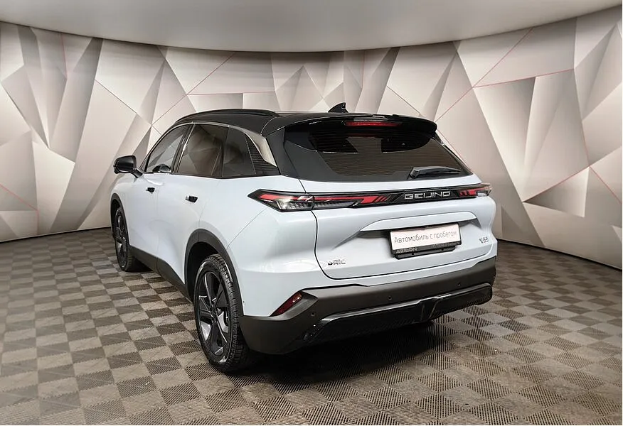 BAIC X55 1.5T DCT (177 л.с.) Elite (LV4) Серый в АВИЛОН. Слайд №4