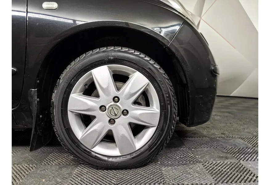 Nissan Micra 1.4 AT (88 л.с.) Черный в АВИЛОН. Слайд №9