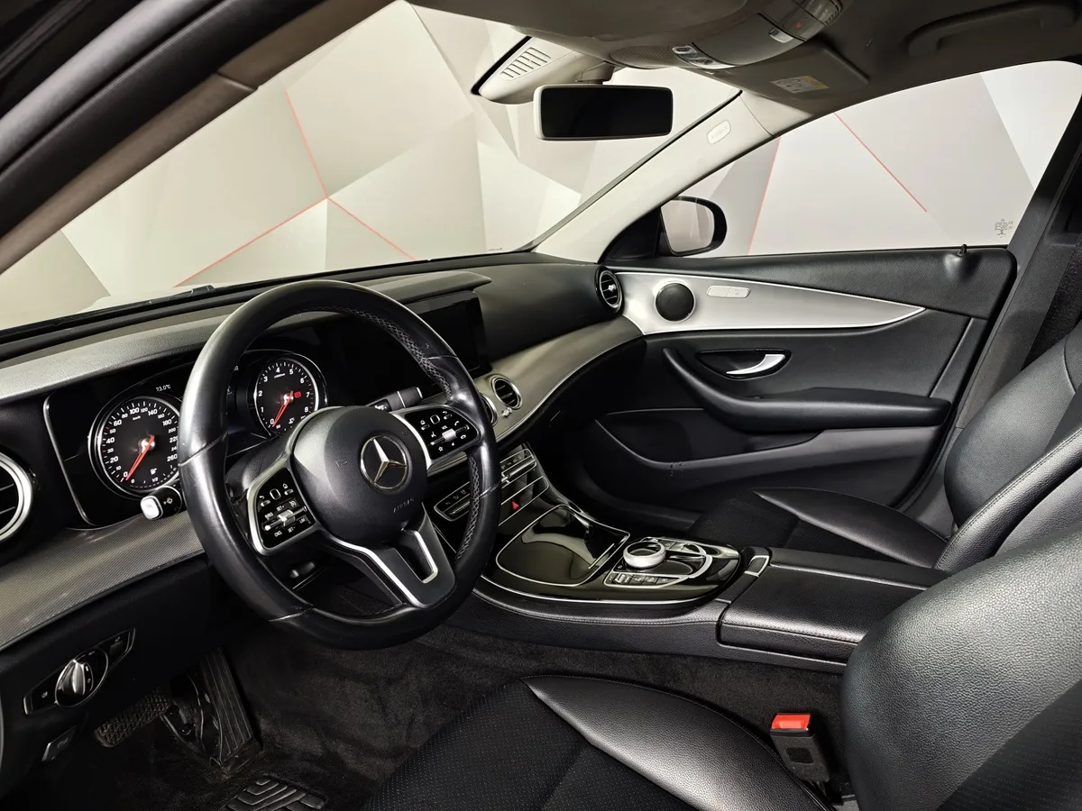 Mercedes-Benz E-Класс E 200 9G-TRONIC (197 л.с.) Черный в АВИЛОН. Слайд №18