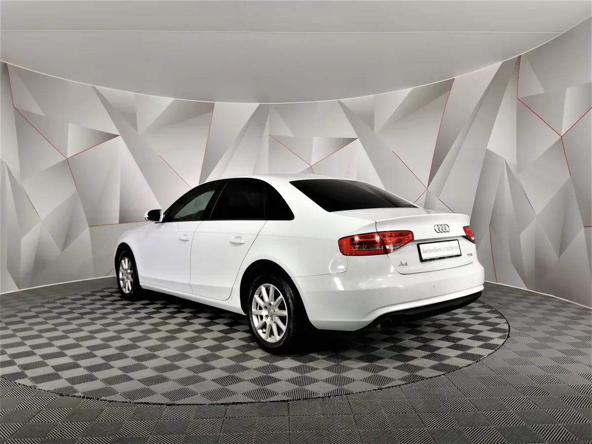 Audi A4 1.8 TFSI multitronic (120 л.с.) Белый в АВИЛОН. Слайд №4