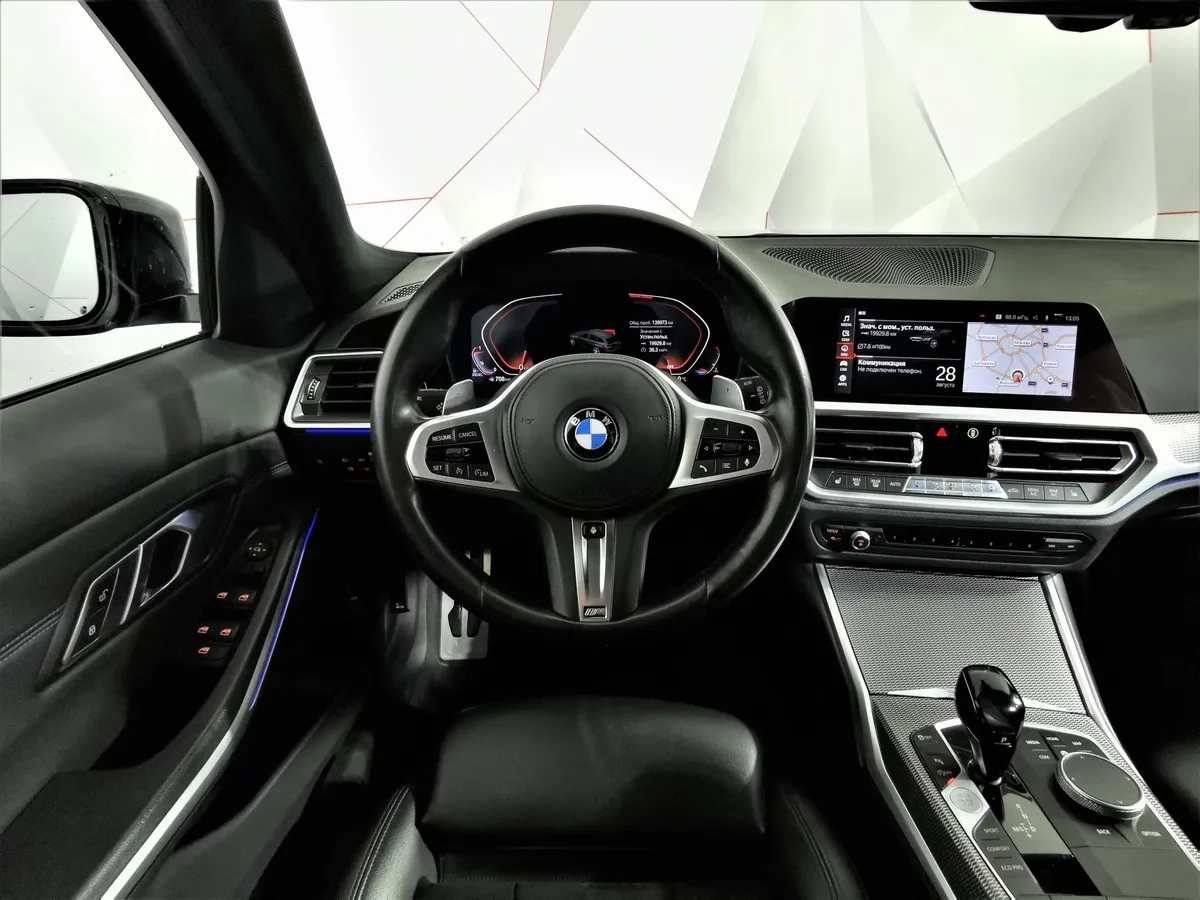 BMW 3 серия 320d xDrive (190 л.с.) M Sport Черный в АВИЛОН. Слайд №15
