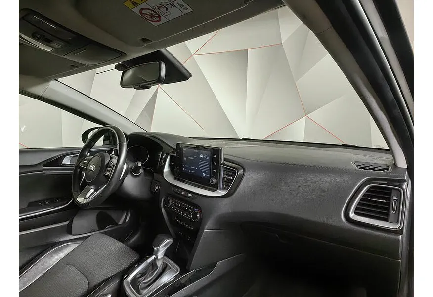 АВИЛОН - Kia Ceed 1.6 MPI AT (128 л.с.) Luxe Черный - slide 11