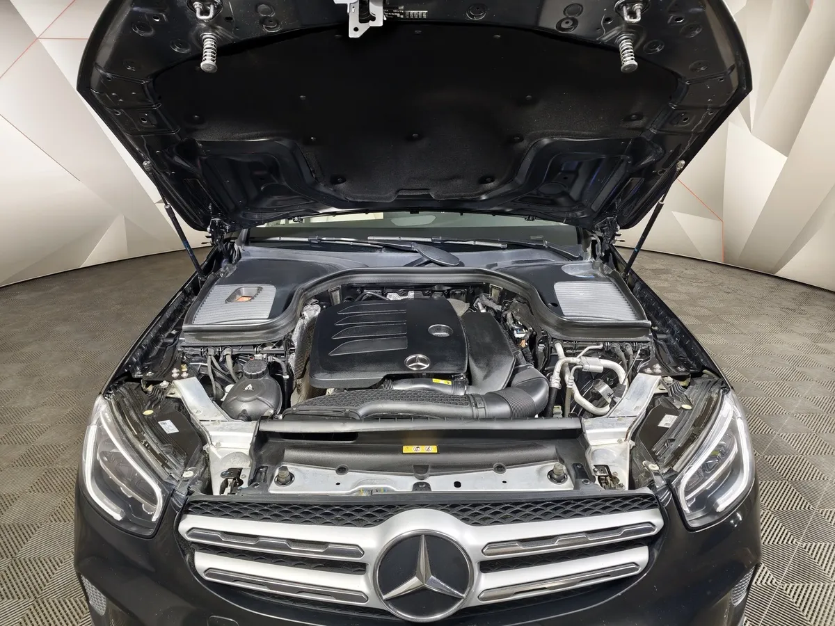 Mercedes-Benz GLC 200 9G-TRONIC 4MATIC (197 л.с.) Premium (Локальная сборка) Черный в АВИЛОН. Слайд №11