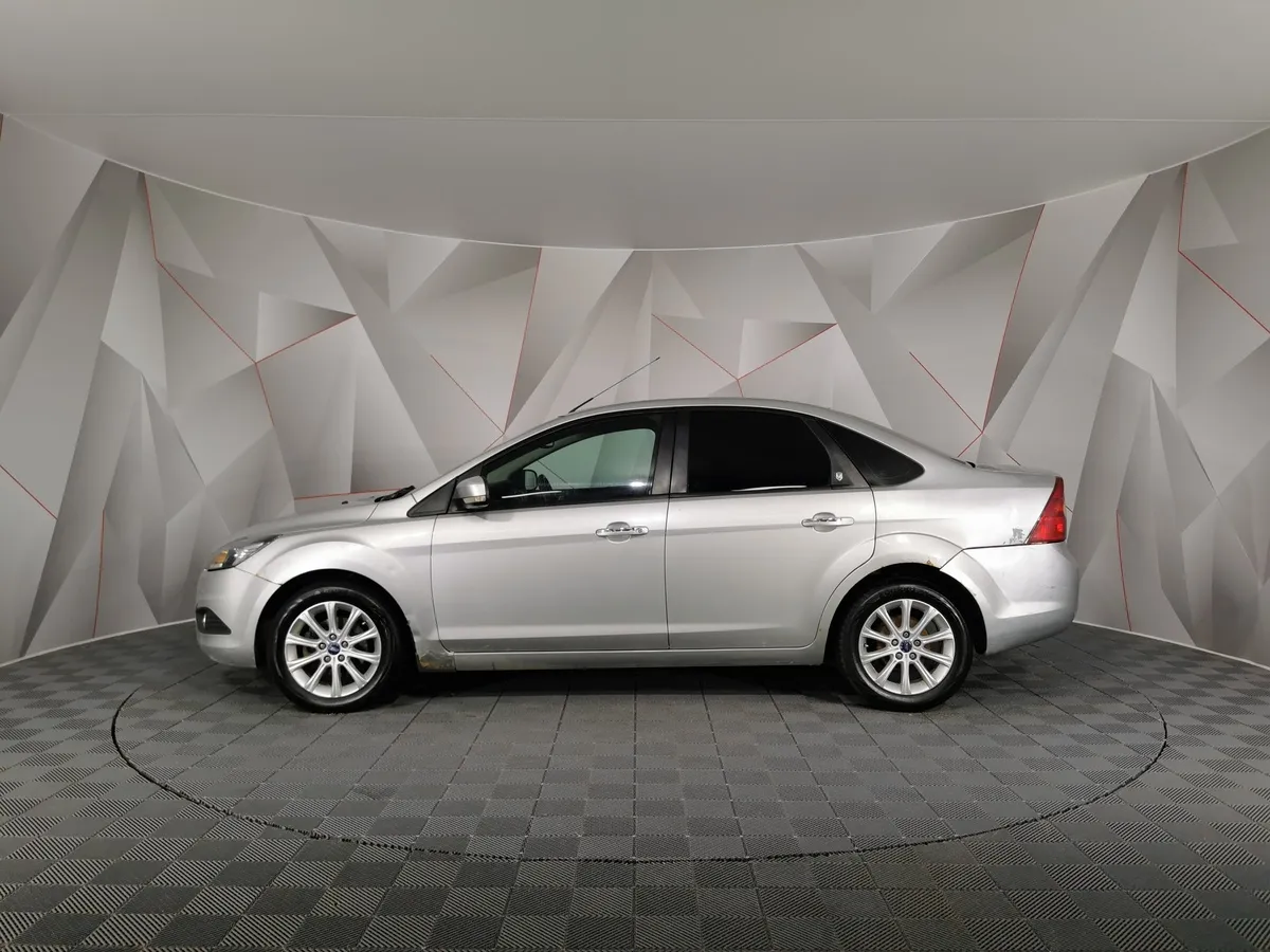 Ford Focus 1.8 MT (125 л.с.) Ghia Серебристый в АВИЛОН. Слайд №5