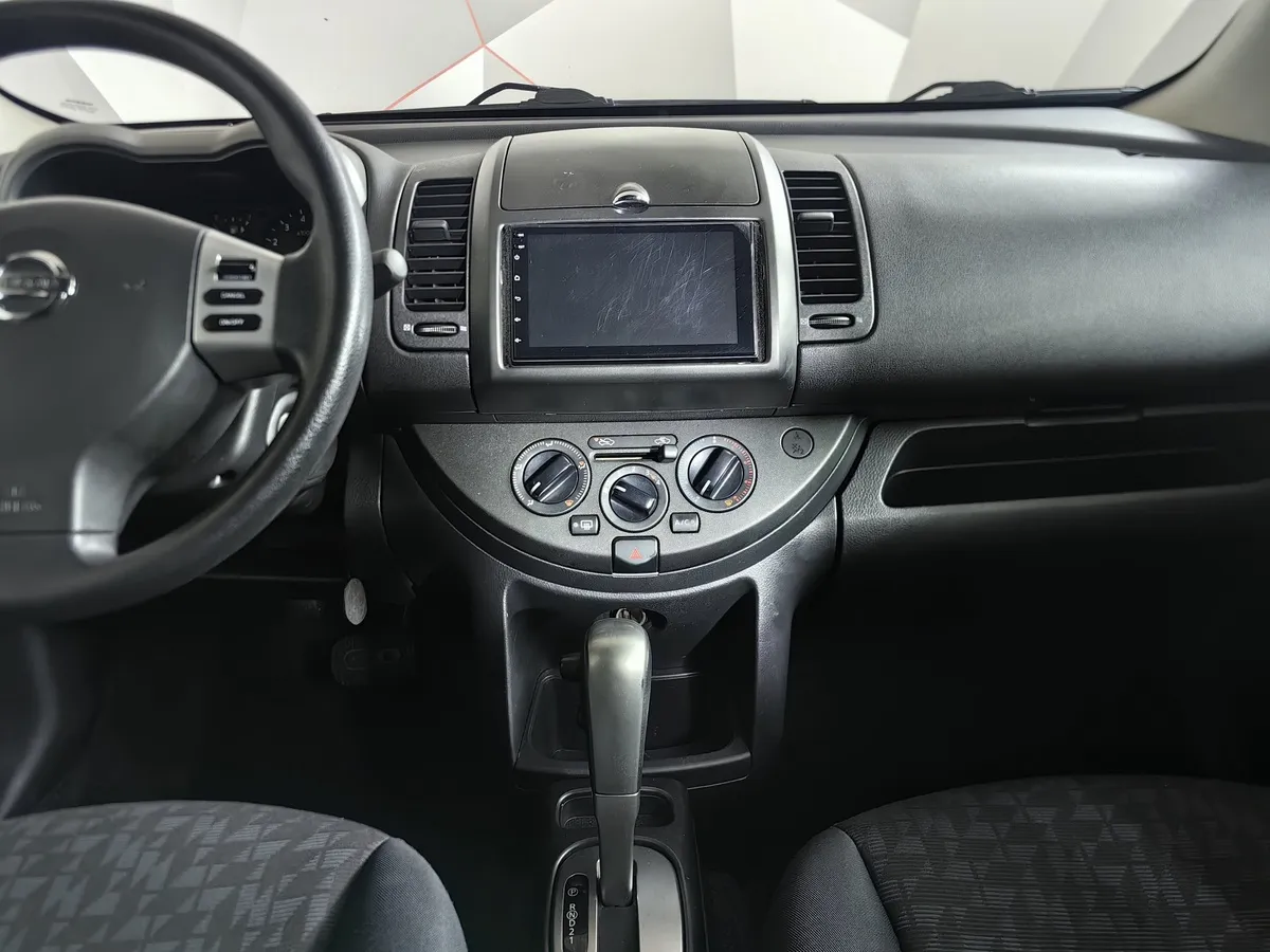 Nissan Note 1.6 AT (110 л.с.) Оранжевый в АВИЛОН. Слайд №15