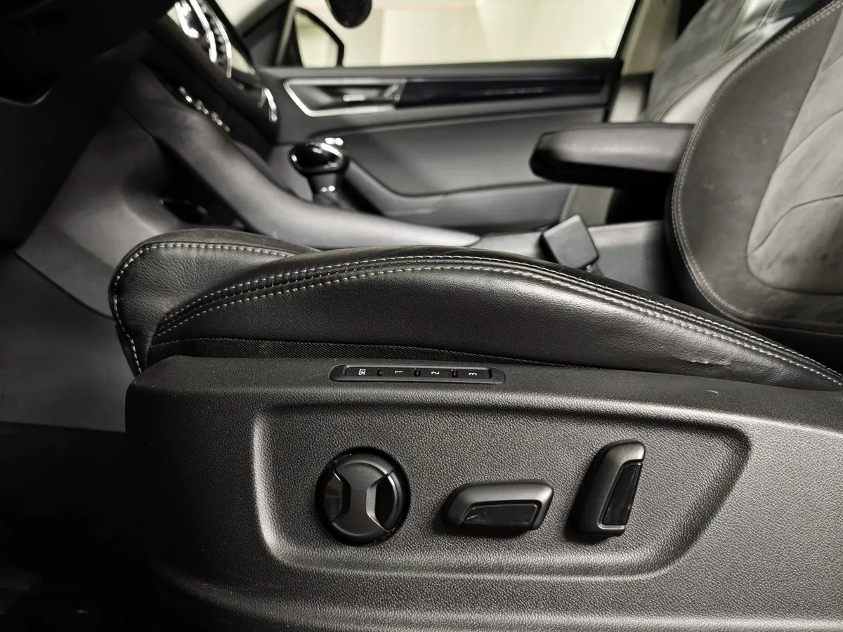 Skoda Kodiaq 2.0 TSI DSG 4WD (180 л.с.) Style Plus Серый в АВИЛОН. Слайд №21