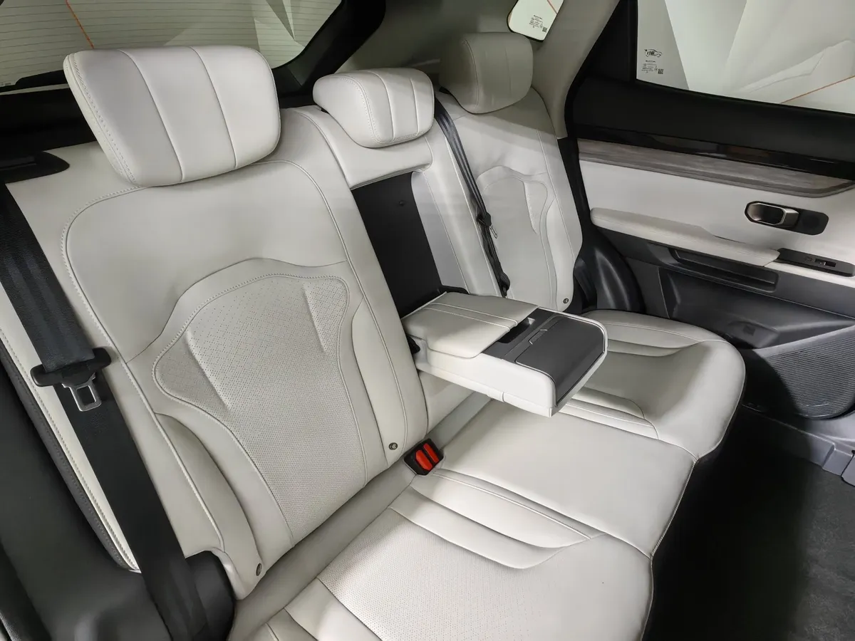JETOUR Dashing 1.6T 7DCT 2WD (190 л.с.) Luxury Зеленый в АВИЛОН. Слайд №17