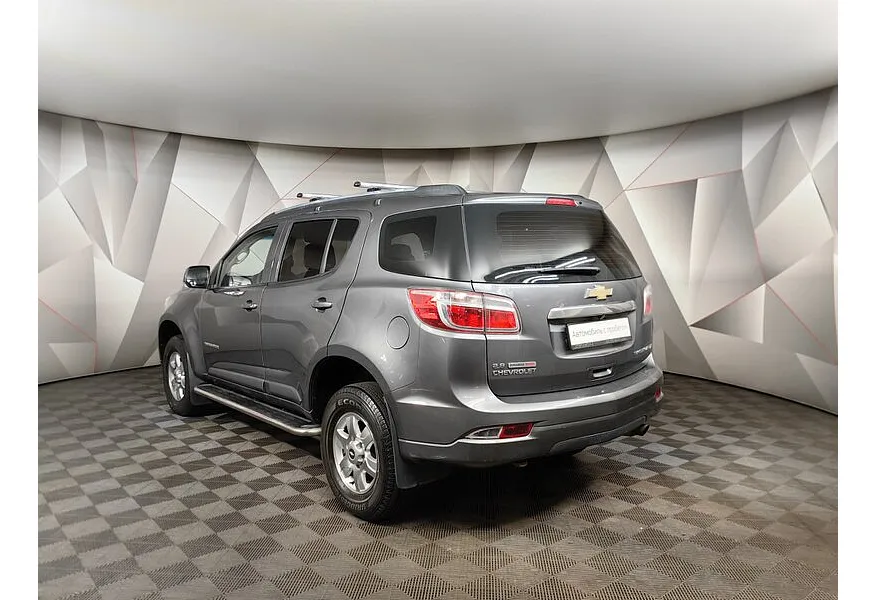АВИЛОН - Chevrolet TrailBlazer 2.8 D AT AWD (180 л.с.) LT Серый - slide 6