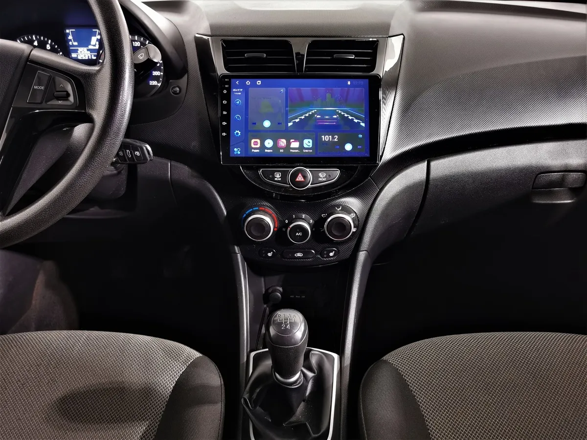 Hyundai Solaris 1.4 MT (107 л.с.) Active Черный в АВИЛОН. Слайд №14