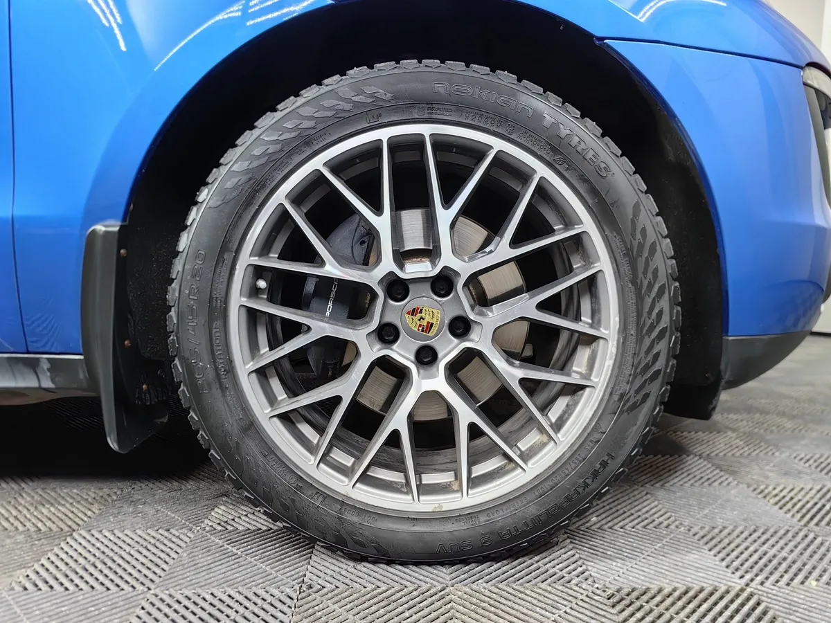 Porsche Macan 2.0 TFSI AMT 4WD (265 л.с.) R4 Синий в АВИЛОН. Слайд №9